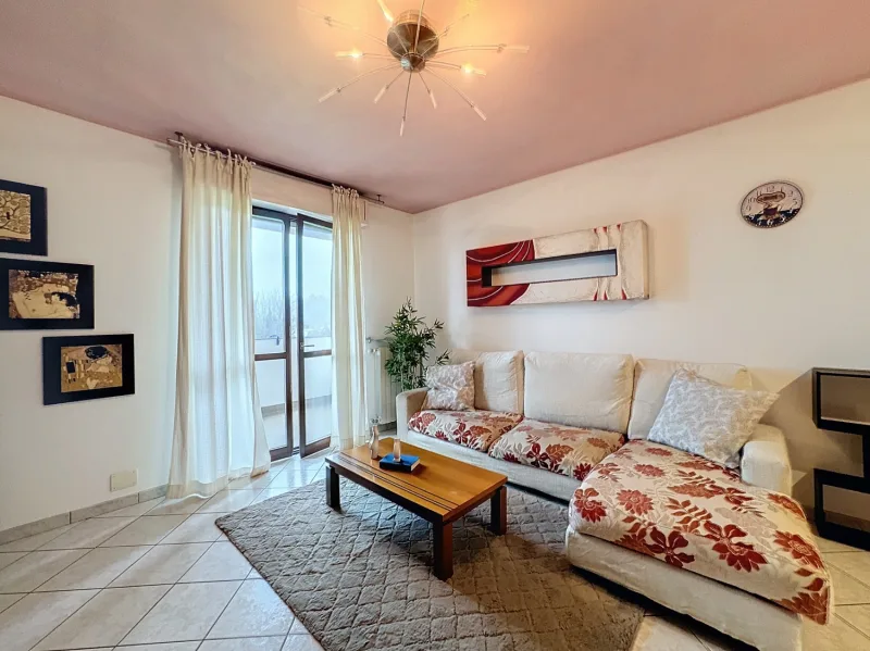 TRILOCALE ARREDATO CON DOPPIO BALCONE — foto 6