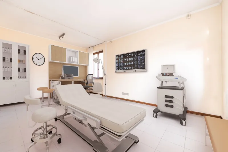 STUDIO MEDICO  IN CENTRO — foto 11