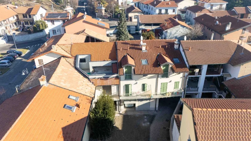 3L NUOVO IN CENTRO CON AREA ESTERNA — foto 13