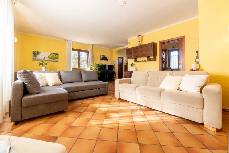 L'Eleganza sul Lago: Una Villa da Sogno a Monvalle — foto 11