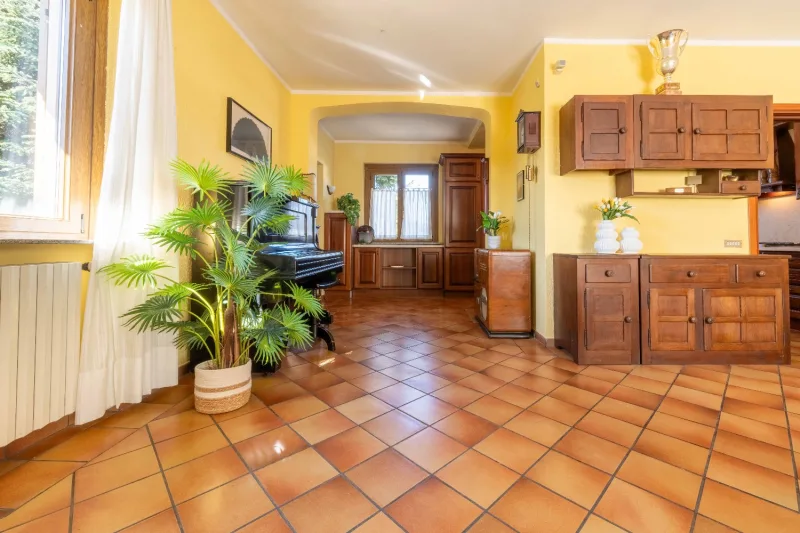 L'Eleganza sul Lago: Una Villa da Sogno a Monvalle — foto 14