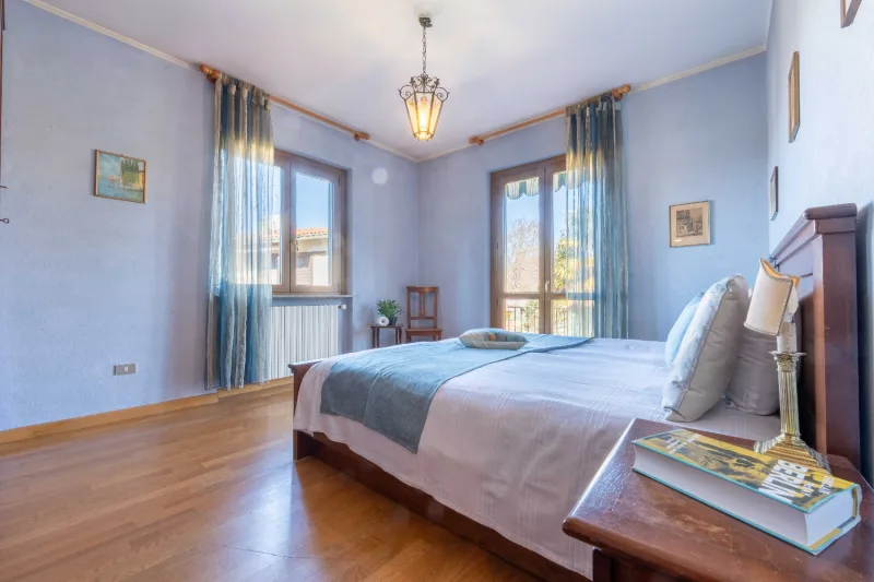 L'Eleganza sul Lago: Una Villa da Sogno a Monvalle — foto 27