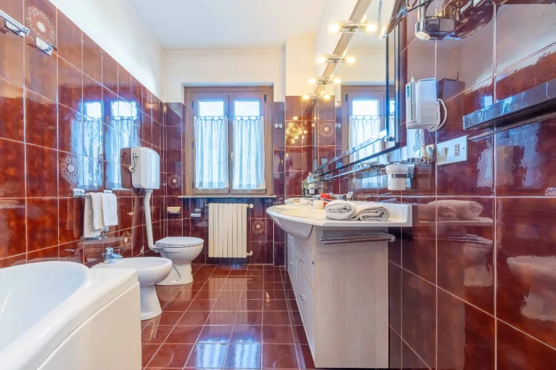 L'Eleganza sul Lago: Una Villa da Sogno a Monvalle — foto 33