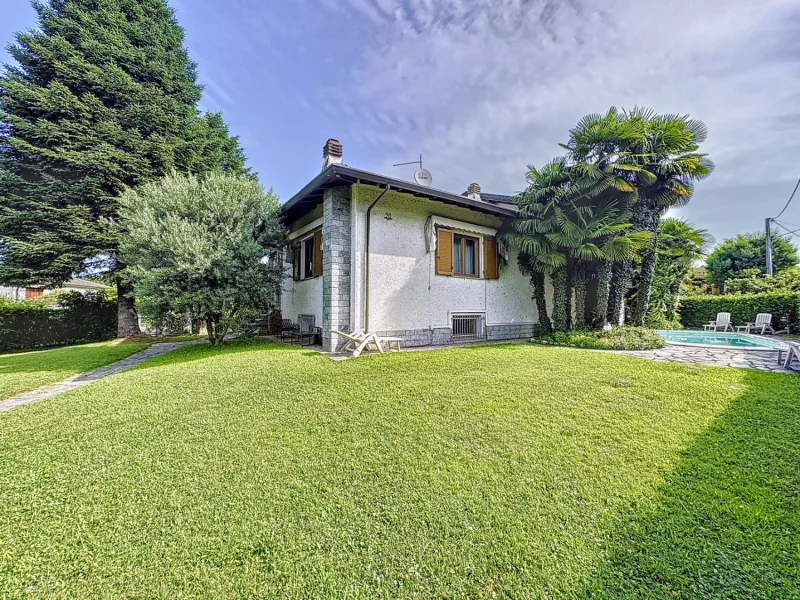 L'Eleganza sul Lago: Una Villa da Sogno a Monvalle — foto 5