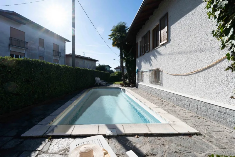 L'Eleganza sul Lago: Una Villa da Sogno a Monvalle — foto 44
