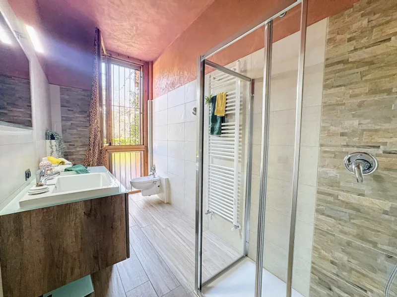 Bilocale in centro con terrazzo e box doppio — foto 18