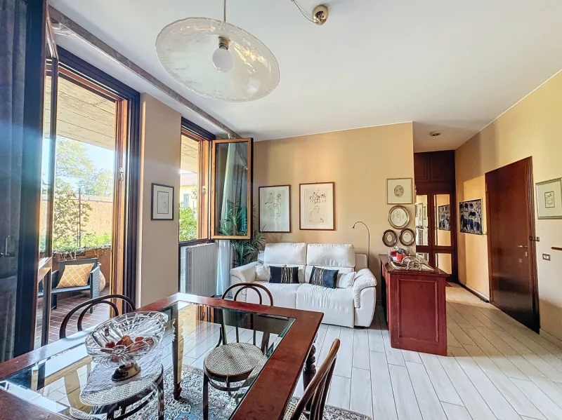 Bilocale in centro con terrazzo e box doppio — foto 4