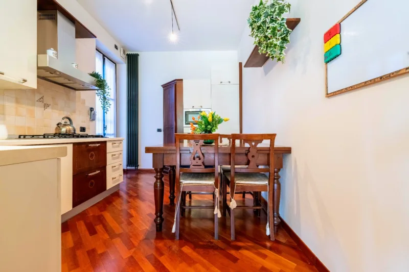 Trilocale arredato con taverna, ampio giardino e box — foto 12