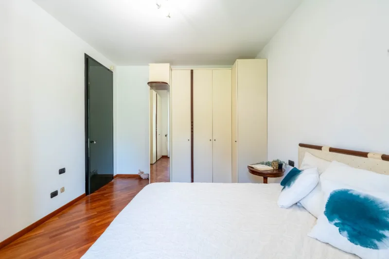Trilocale arredato con taverna, ampio giardino e box — foto 15