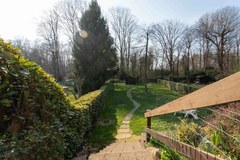 Villetta a schiera con 500 mq di giardino — foto 19