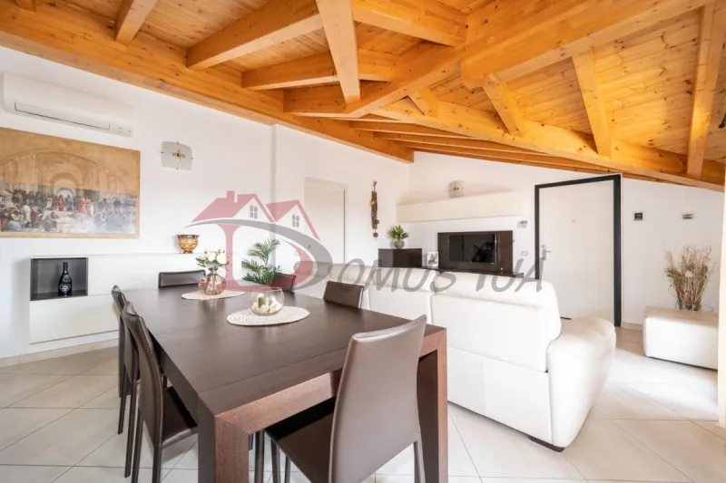 BELLISSIMO ATTICO CON MAGNIFICI TERRAZZI — foto 4