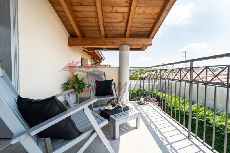 BELLISSIMO ATTICO CON MAGNIFICI TERRAZZI — foto 8