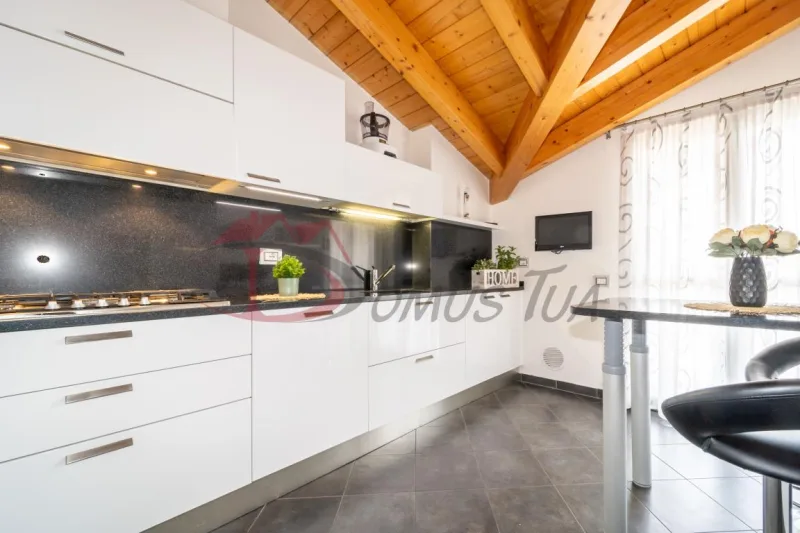 BELLISSIMO ATTICO CON MAGNIFICI TERRAZZI — foto 9