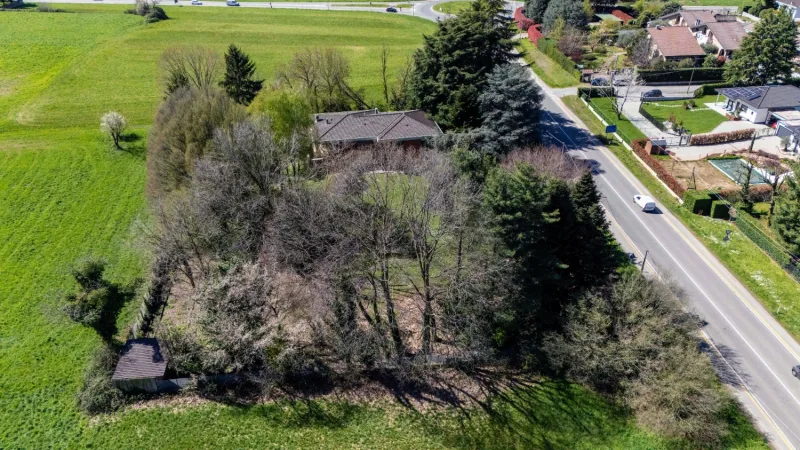 Un'oasi di comfort e riservatezza immersa nel verde — foto 11
