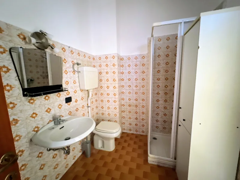 Ampio trilocale con terrazzino — foto 17
