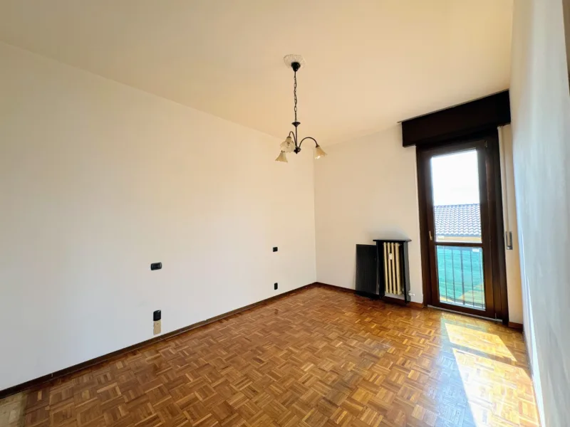 Ampio trilocale con terrazzino — foto 18