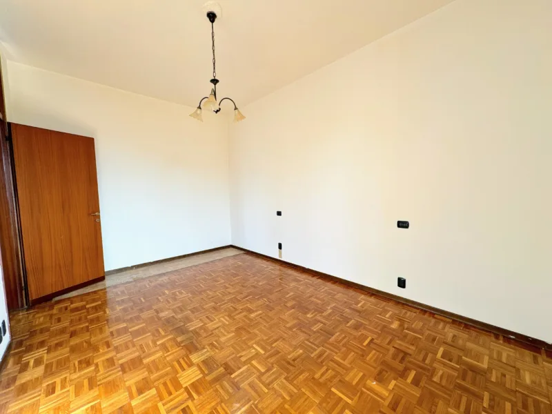 Ampio trilocale con terrazzino — foto 21