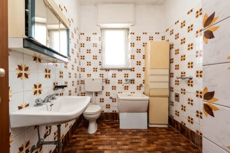 Villa plurifamiliare con box e giardino — foto 15