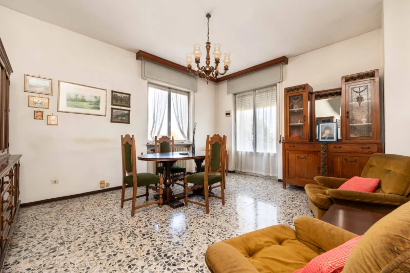 Villa plurifamiliare con box e giardino — foto 16
