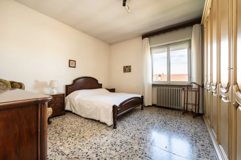 Villa plurifamiliare con box e giardino — foto 22