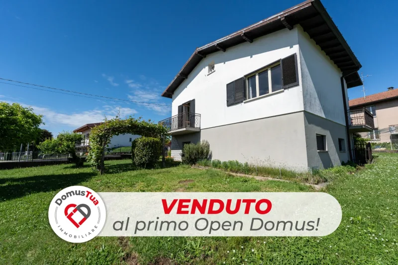 Pratica Villa Singola con Ampio Giardino