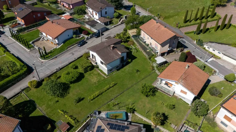 Pratica Villa Singola con Ampio Giardino — foto 22