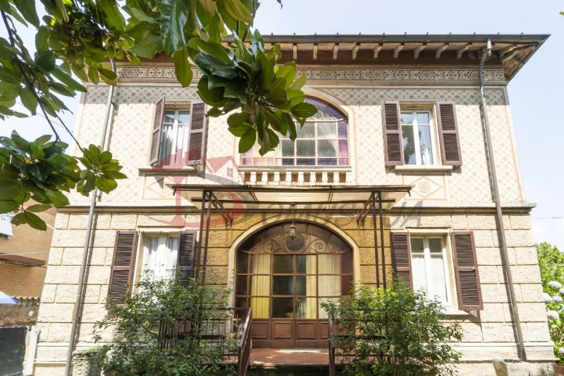 MERAVIGLIOSA VILLA D’EPOCA PLURIFAMILIARE — foto 21