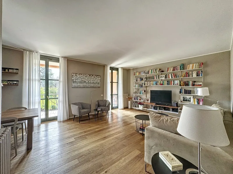 Attico di Charme con Ampio Terrazzo — foto 2