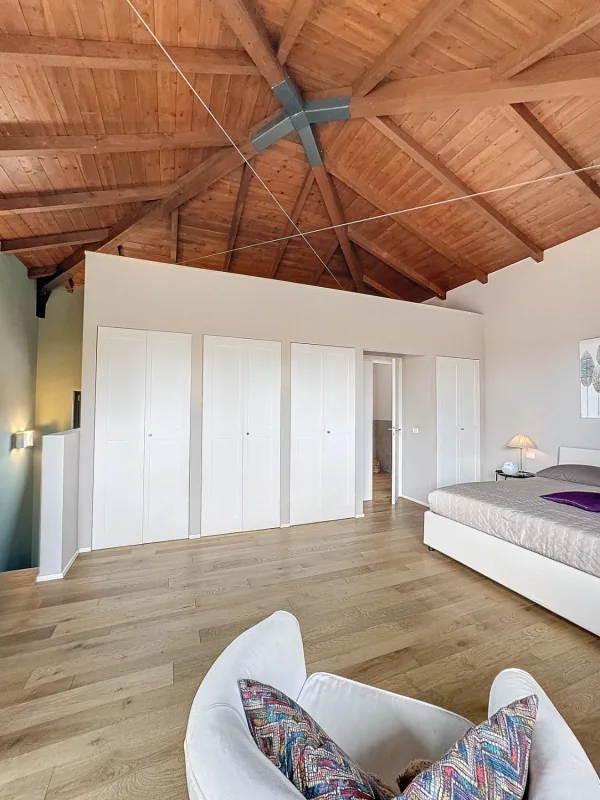 Attico di Charme con Ampio Terrazzo — foto 32