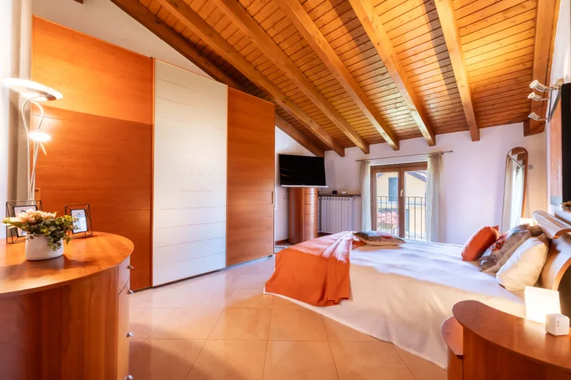 Porzione di Bifamiliare: Spazio, Comfort e Tecnologia — foto 14
