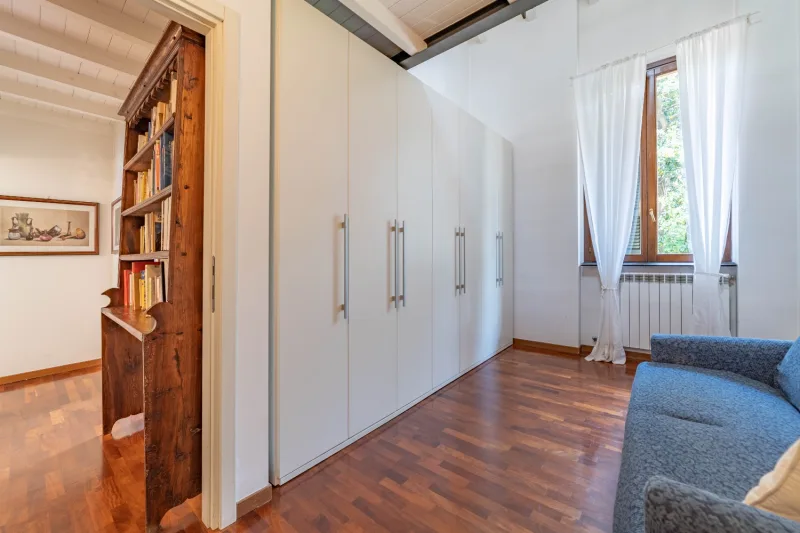 Elegante villetta a schiera con soppalco — foto 22