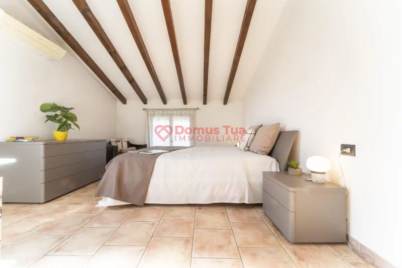 AMPIA VILLA CON GIARDINO E TAVERNA — foto 20