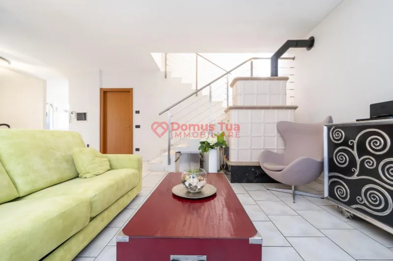 AMPIA VILLA CON GIARDINO E TAVERNA — foto 5