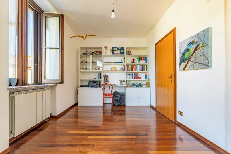 Spazioso e Versatile appartamento plurilocale — foto 16