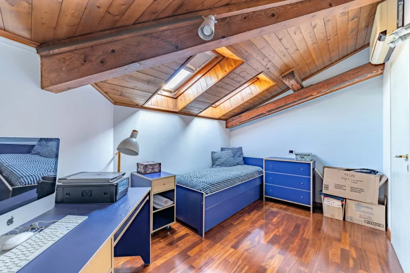 Spazioso e Versatile appartamento plurilocale — foto 31