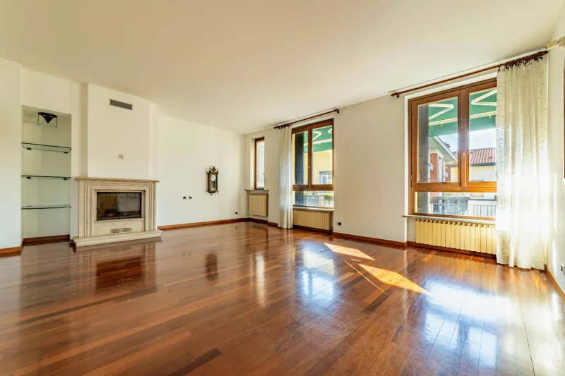 Spazioso e Versatile appartamento plurilocale — foto 8