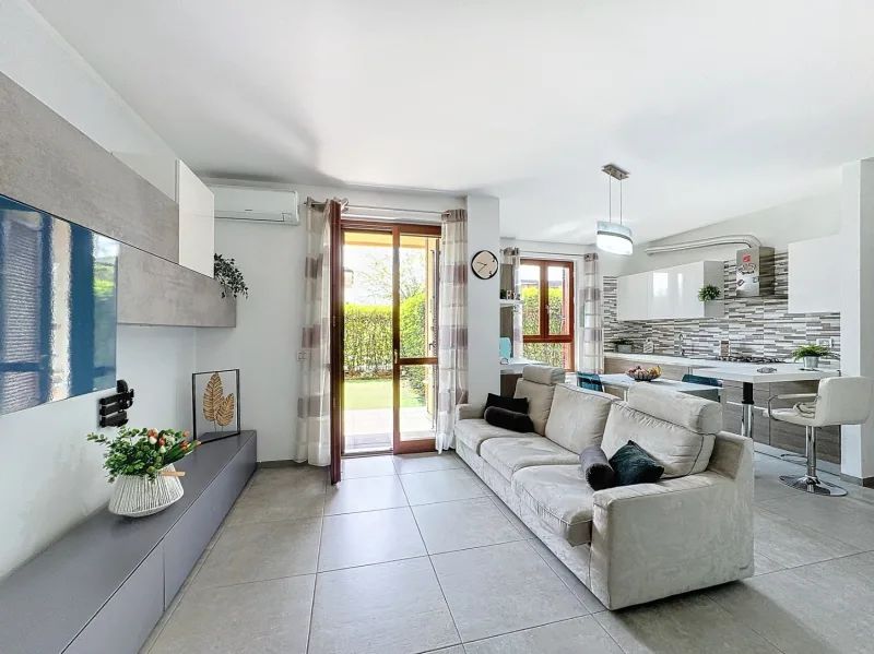 Splendido Quadrilocale con Giardino — foto 2