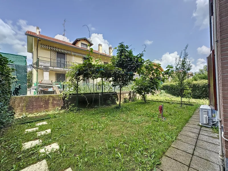 Splendido Quadrilocale con Giardino — foto 19
