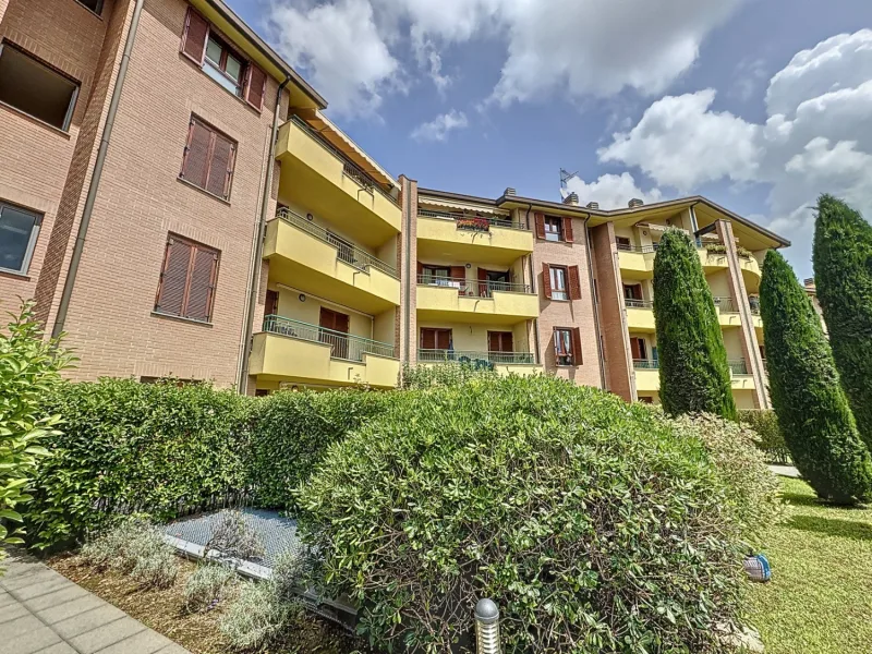 Splendido Quadrilocale con Giardino — foto 21