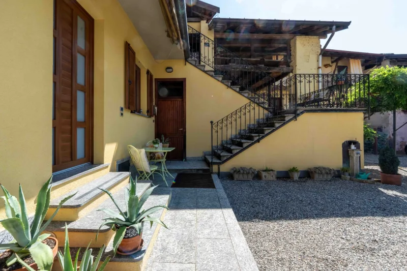 Versatile 2/3 locali con giardinetto e posto auto — foto 10