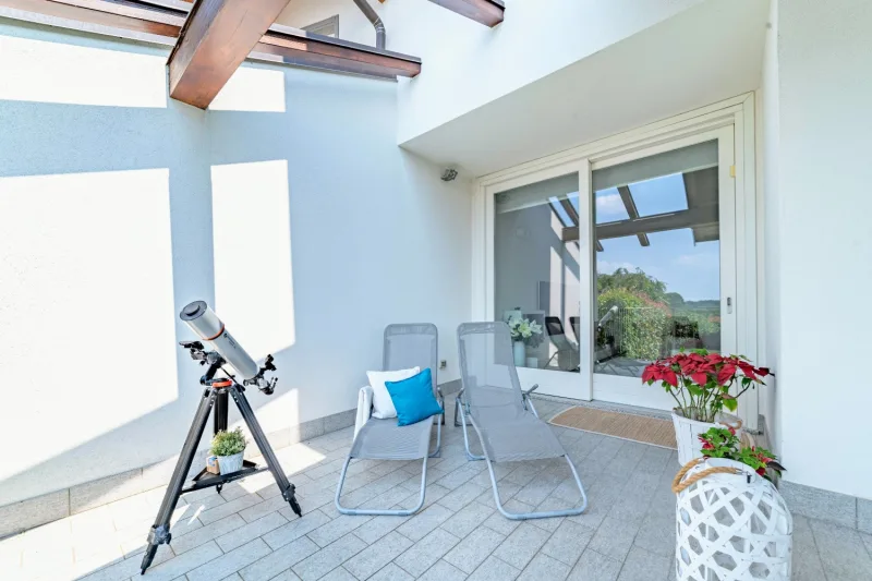 Eleganza e Comfort in una Bifamiliare di Prestigio — foto 13