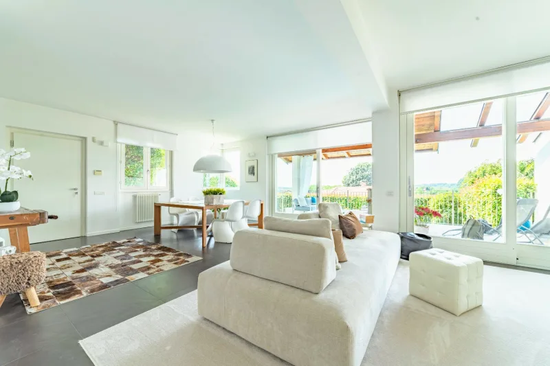 Eleganza e Comfort in una Bifamiliare di Prestigio — foto 15
