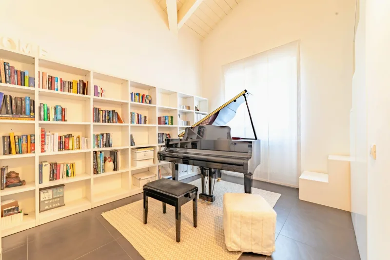 Eleganza e Comfort in una Bifamiliare di Prestigio — foto 23