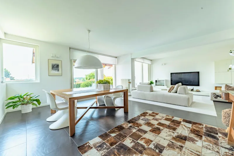 Eleganza e Comfort in una Bifamiliare di Prestigio — foto 6