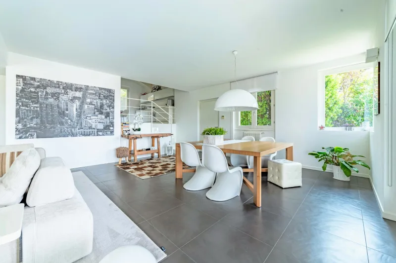 Eleganza e Comfort in una Bifamiliare di Prestigio — foto 9