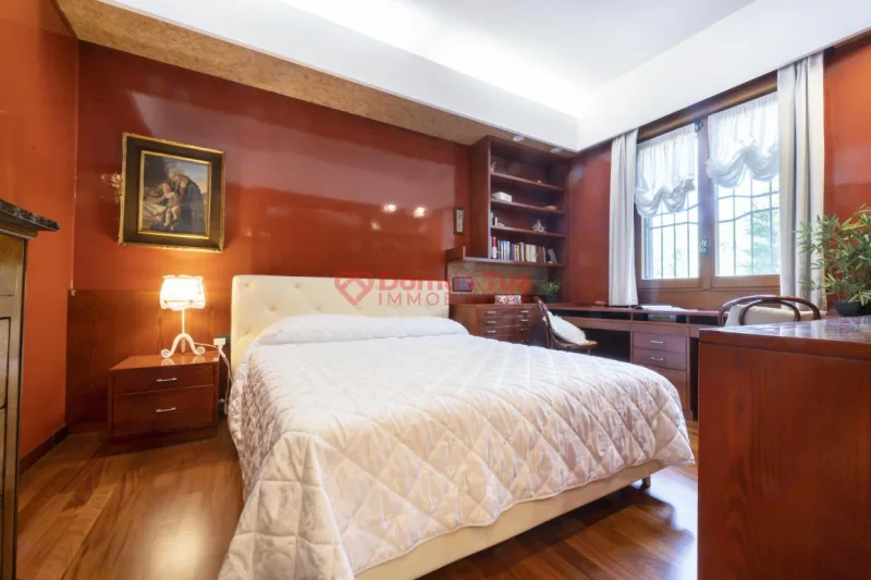 SPLENDIDA VILLA DA VIVERE SUBITO IMMERSA NEL VERDE — foto 19