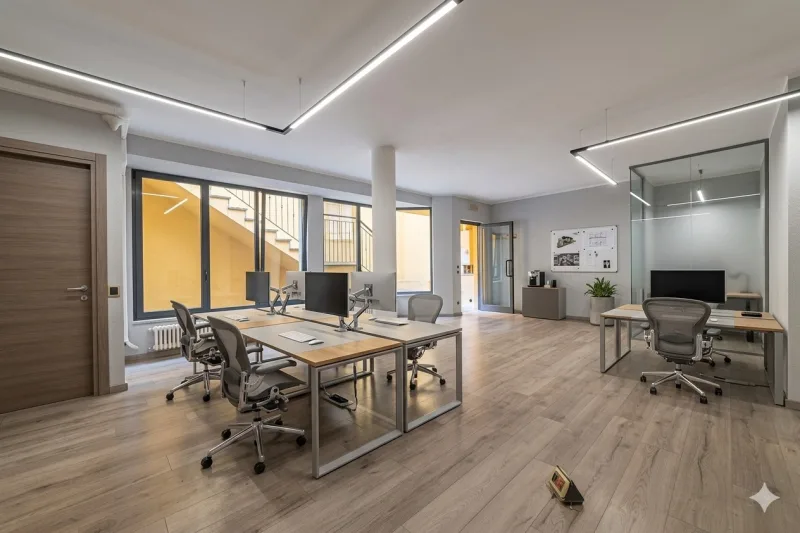 Ufficio Open Space Versatile di 95 mq