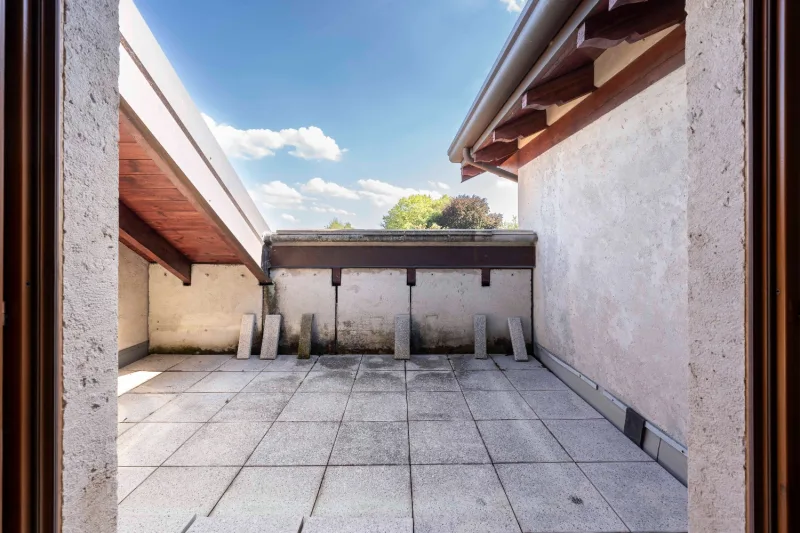 Ampio Bilocale da Personalizzare con box e giardino — foto 13