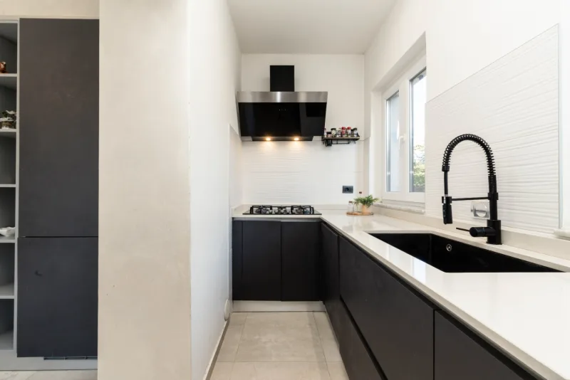 Elegante Appartamento 4L in Villa nel Cuore di Tradate — foto 11
