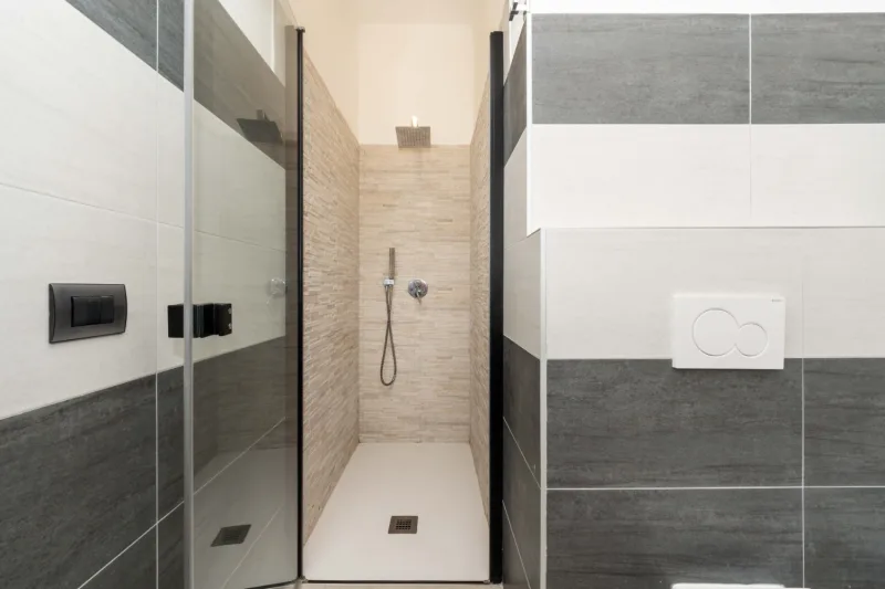 Elegante Appartamento 4L in Villa nel Cuore di Tradate — foto 22